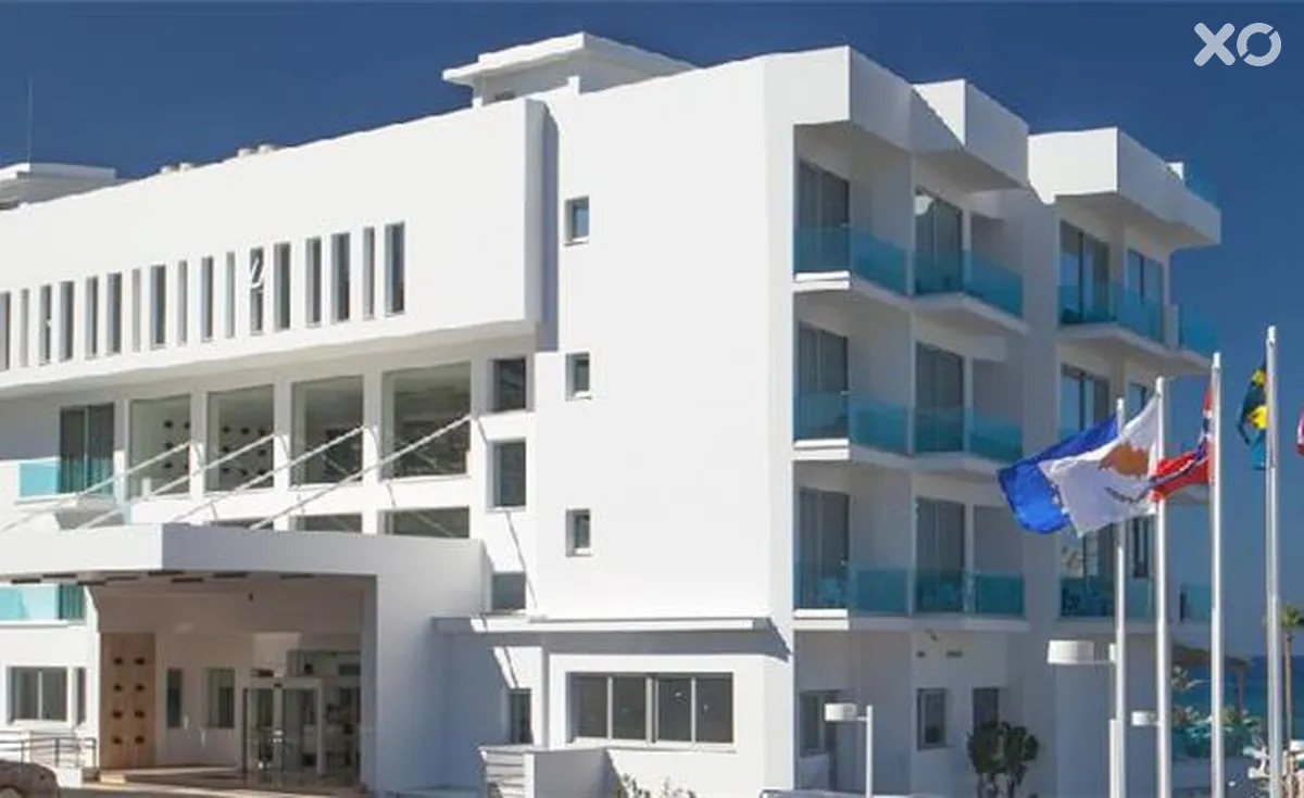 Vrissaki Beach Hotel