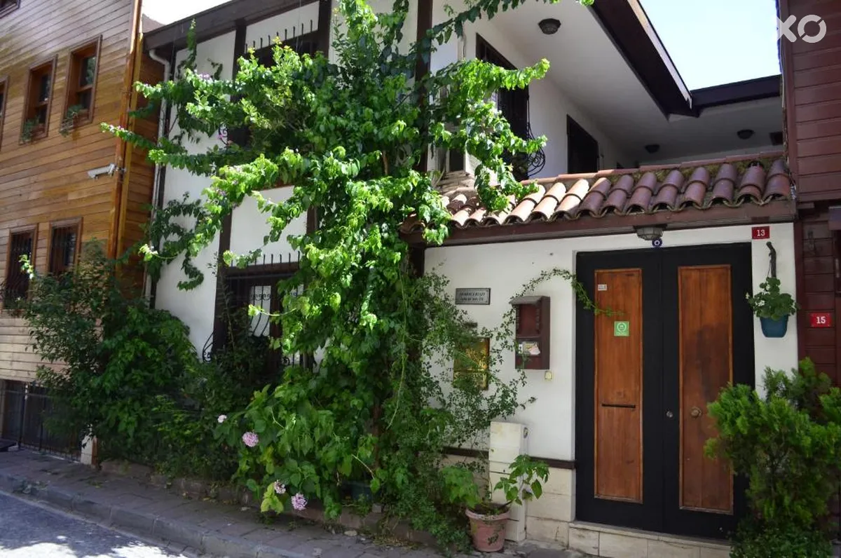 Sphendone Villa
