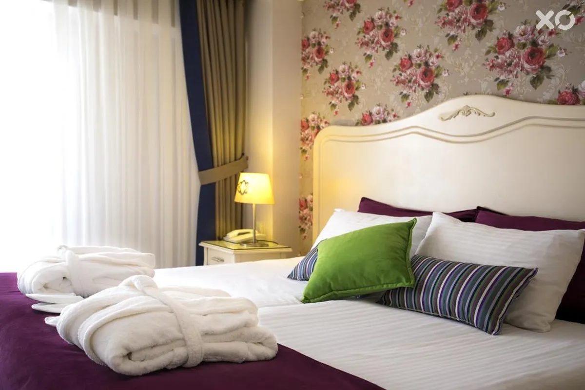 Raymond Hotel