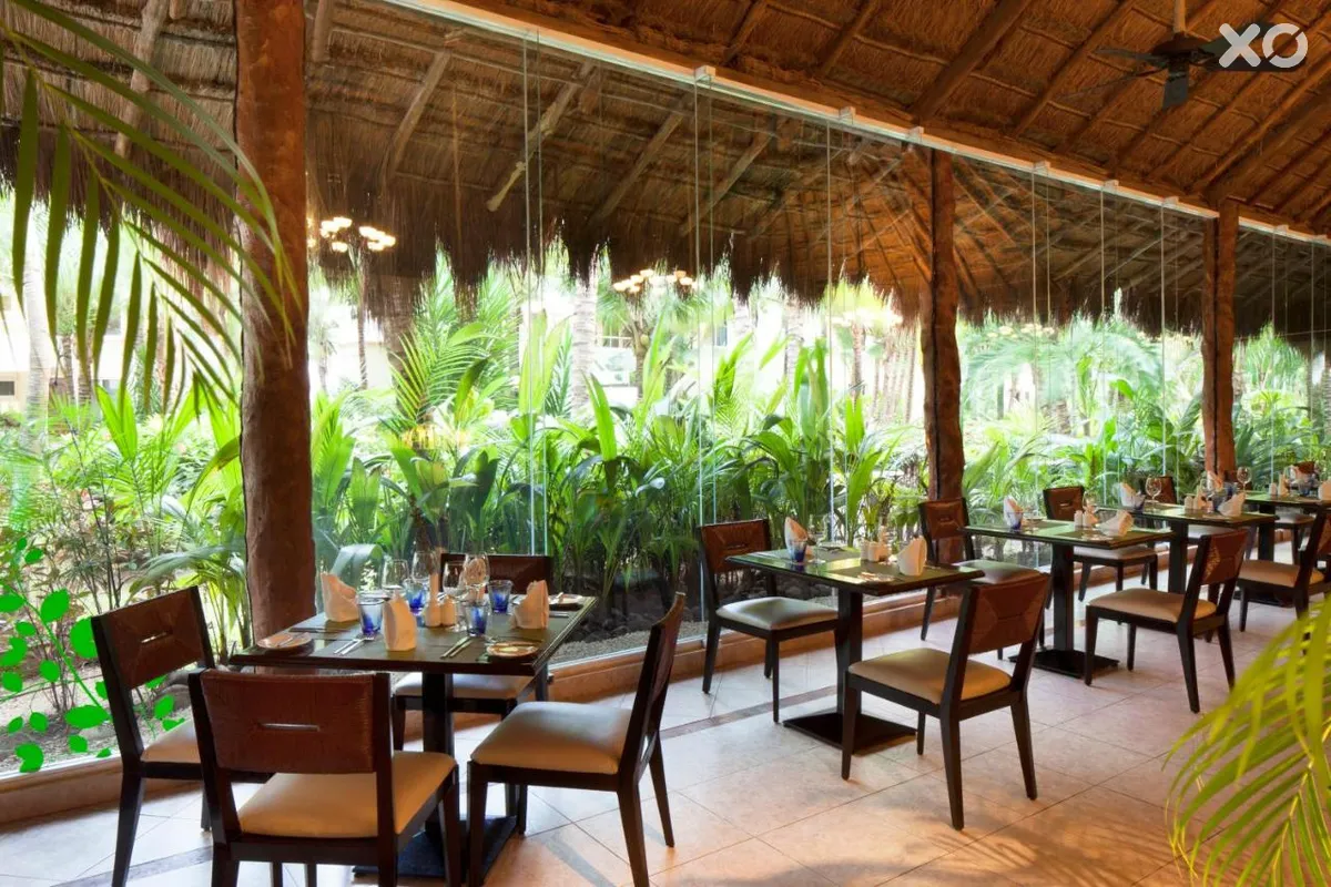 El Dorado Seaside Suites