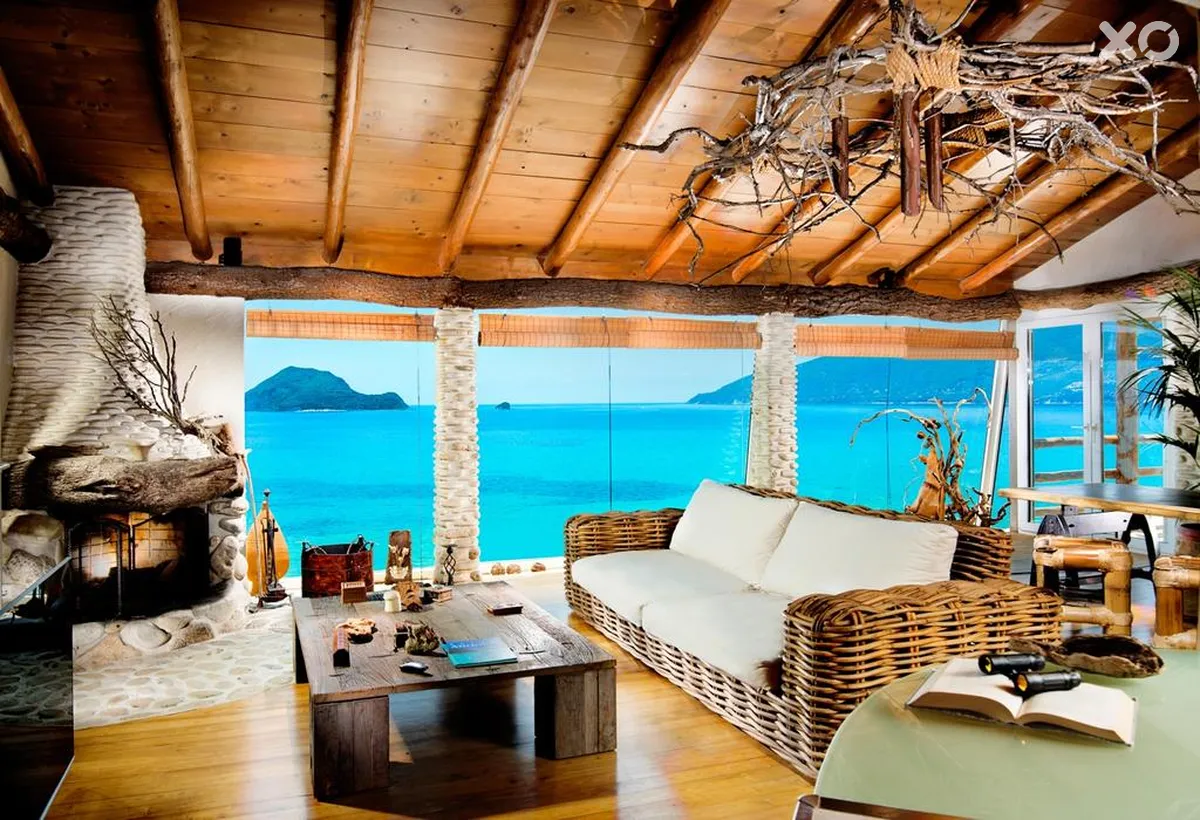 Gloria Maris Hotel Suites & Villa