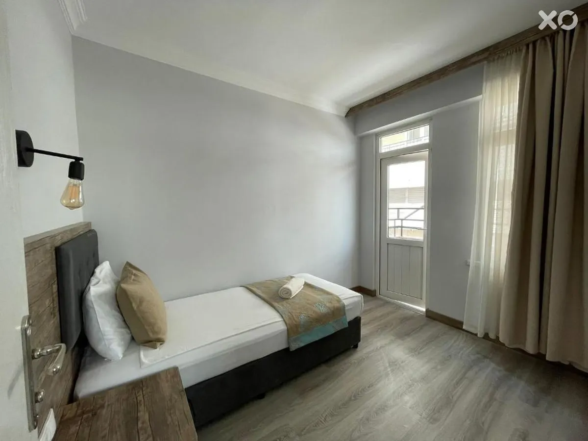 Seven City Hotel