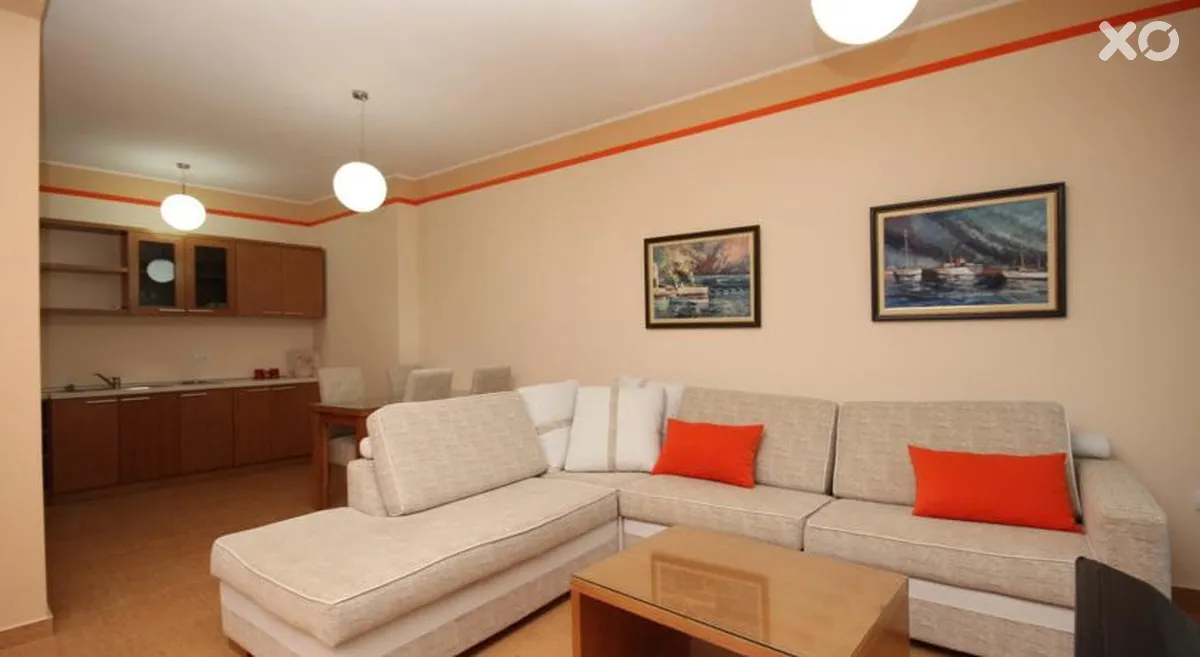 Deus Apartments