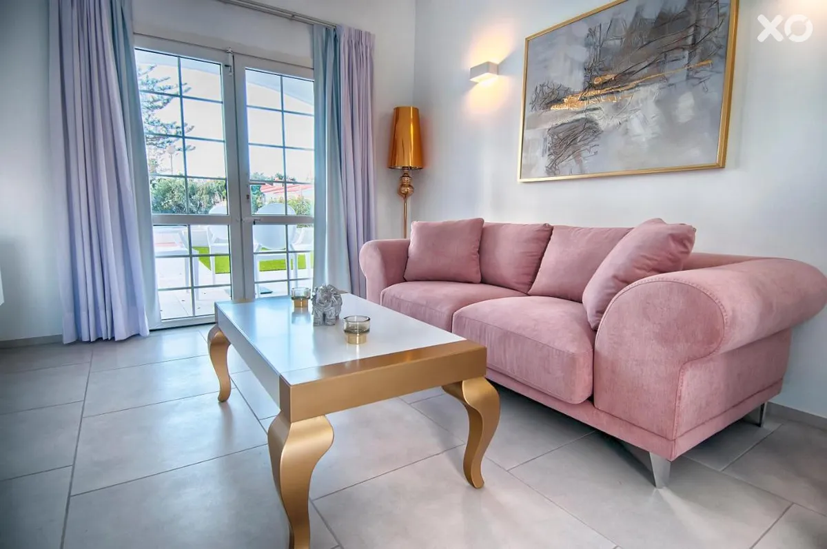Adonis Bungalows