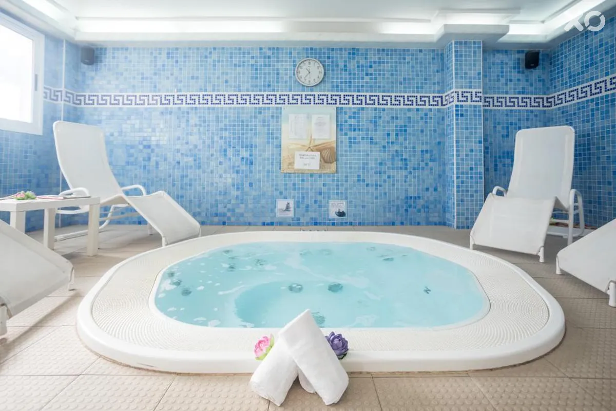 Arena Beach Hotel