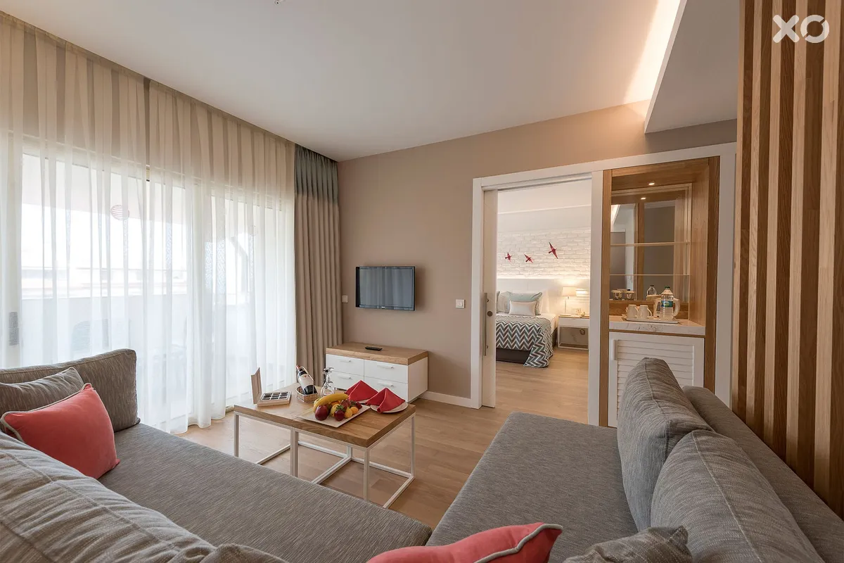 Akra Kemer
