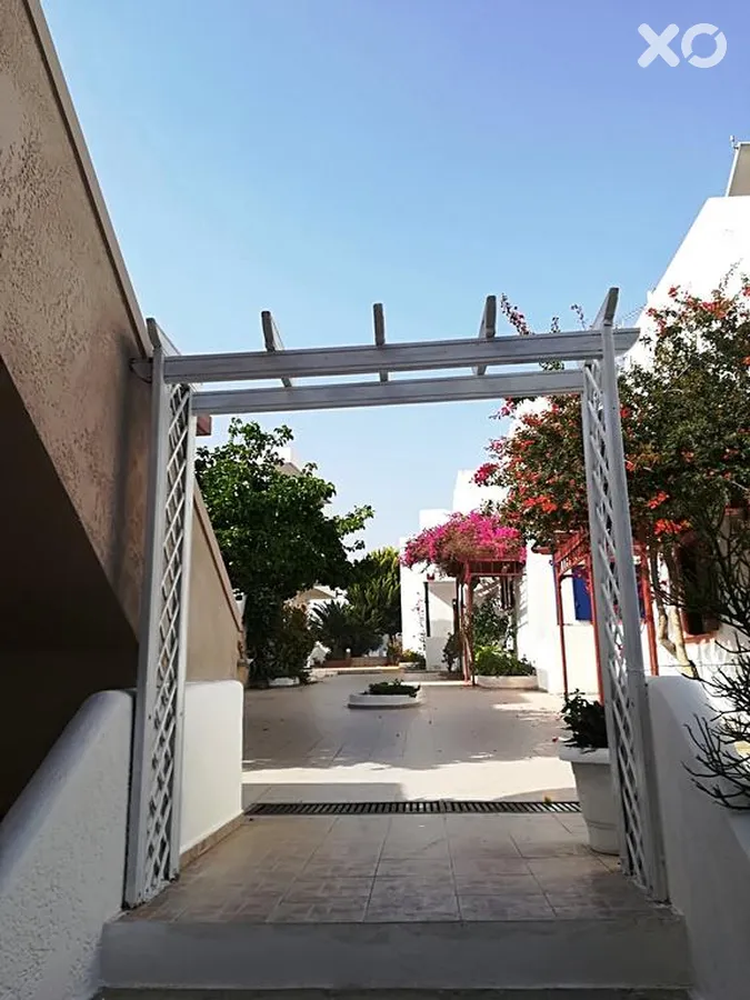 Evina Room & Villas