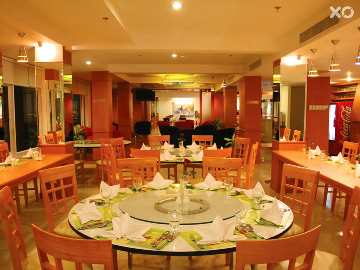 Baron Beach Hotel