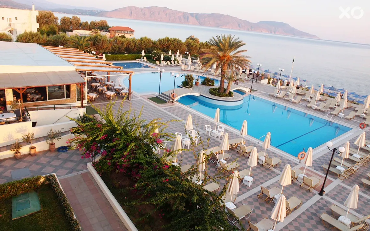 Hydramis Palace Beach Resort