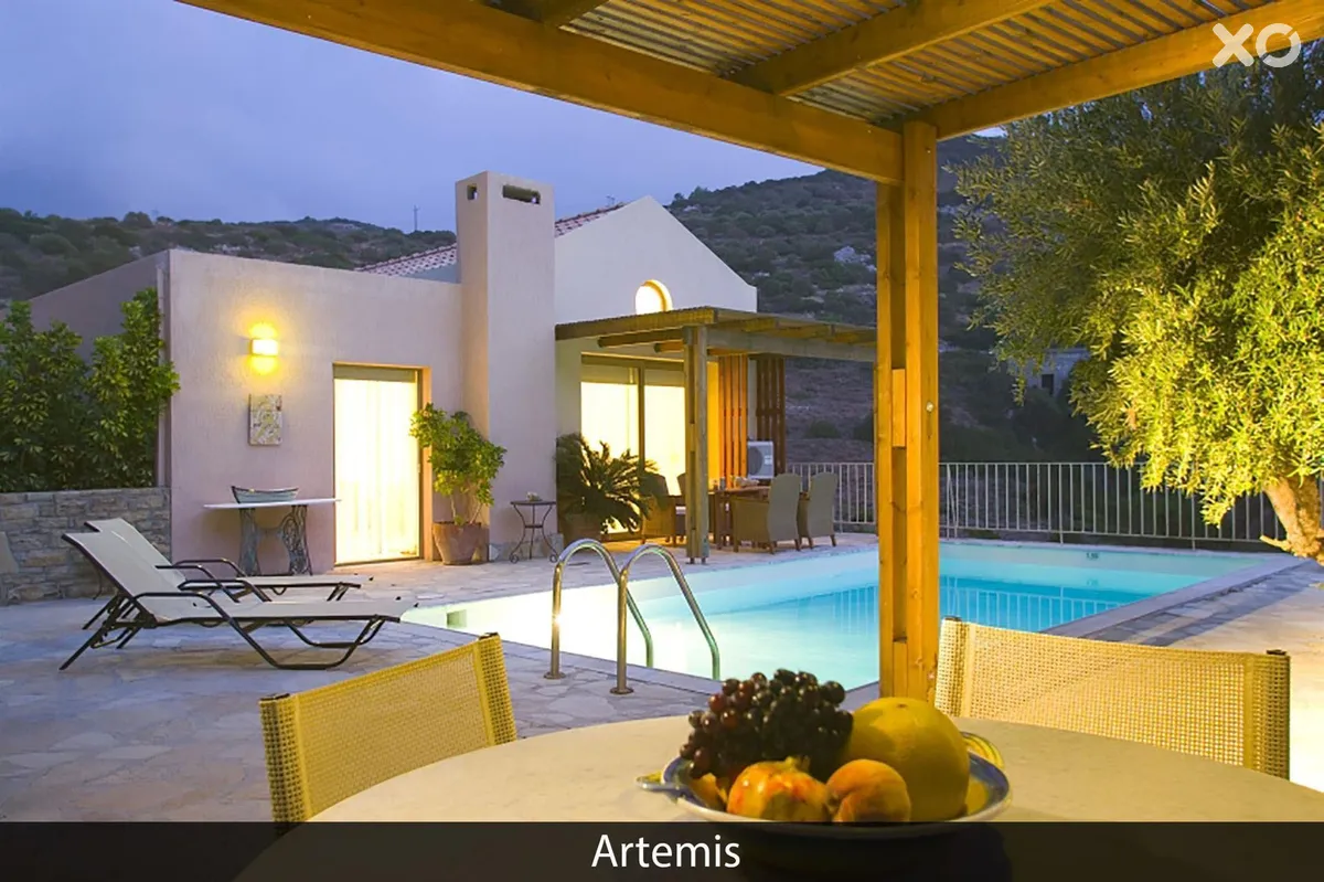Istron Villas