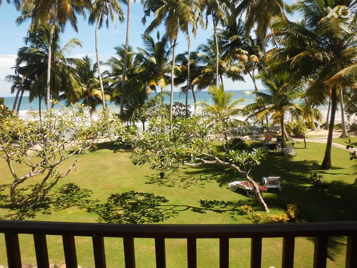 Paradise Beach Club