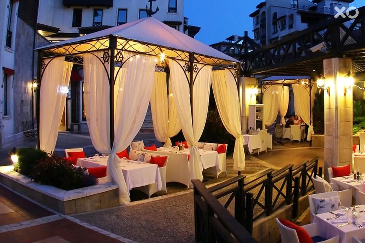 Oasis Resort & Spa