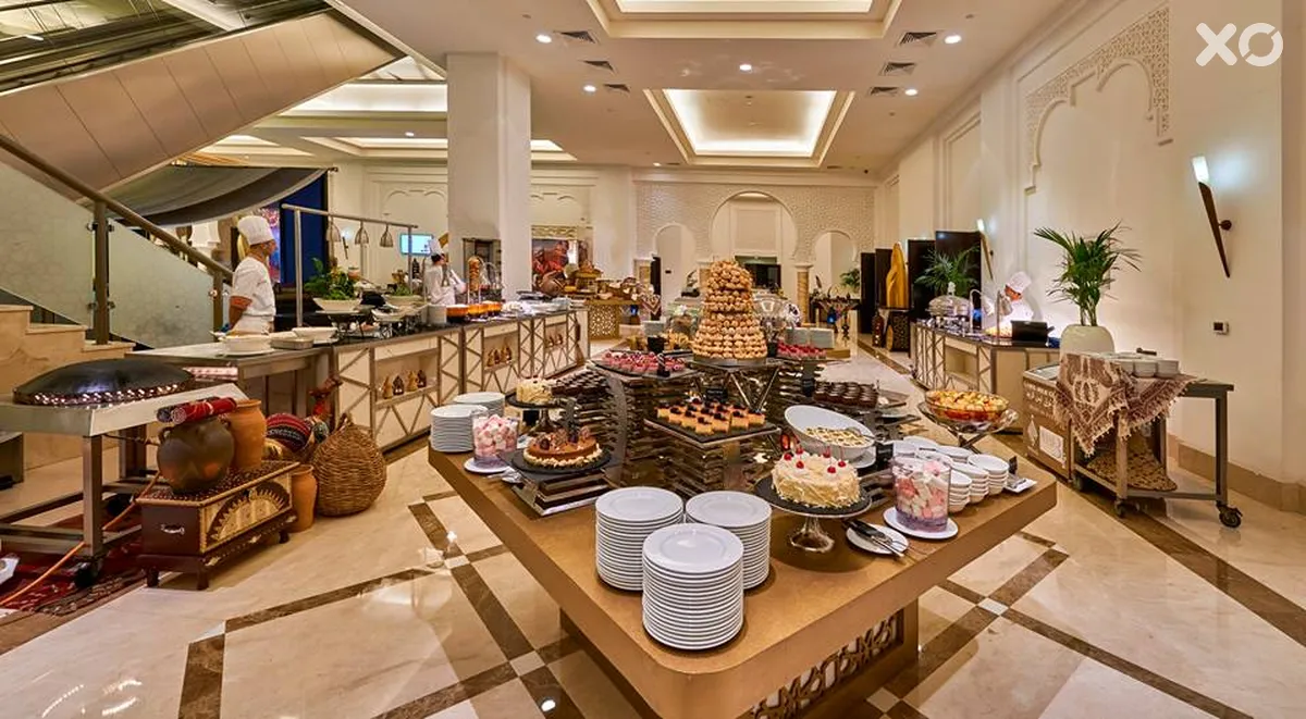 Bahi Ajman Palace Hotel
