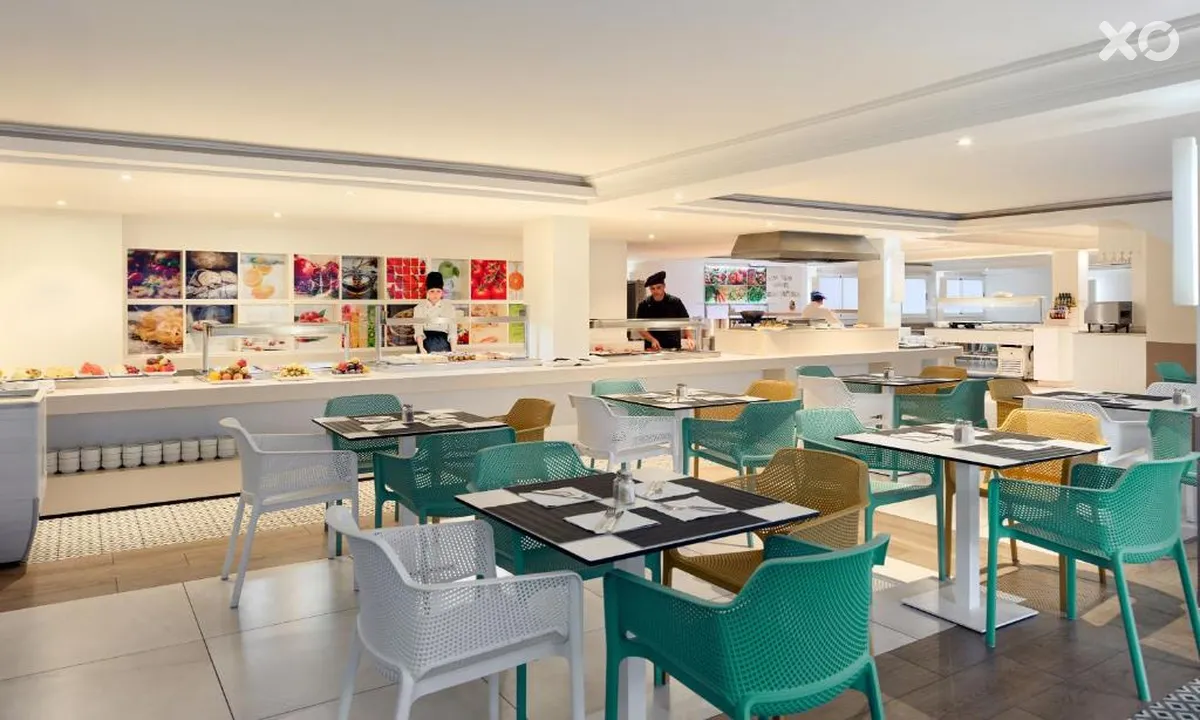 Arena Beach Hotel