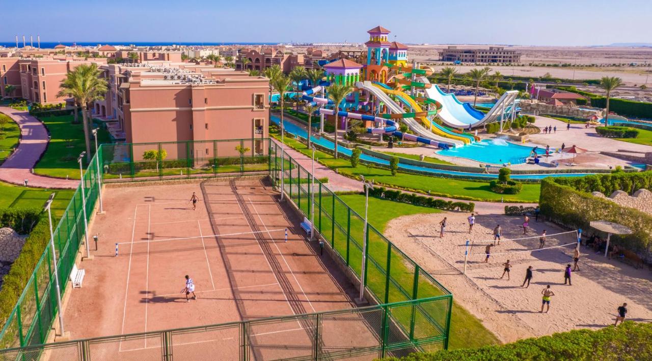 Charmillion Club Aqua Park