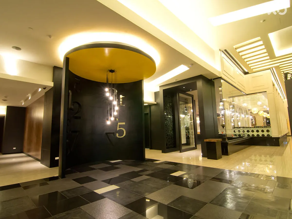 TSix5 Hotel