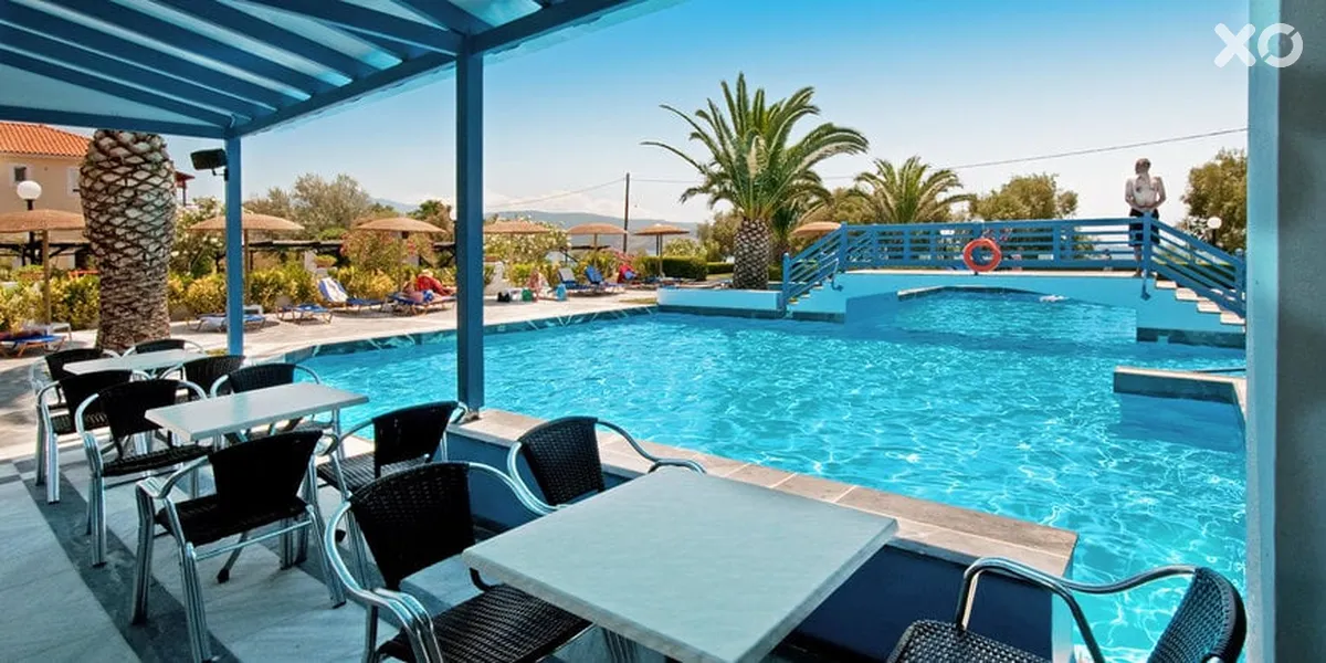 Zefiros Beach Hotel