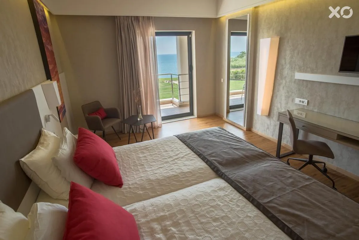 Ramada Plaza Thraki