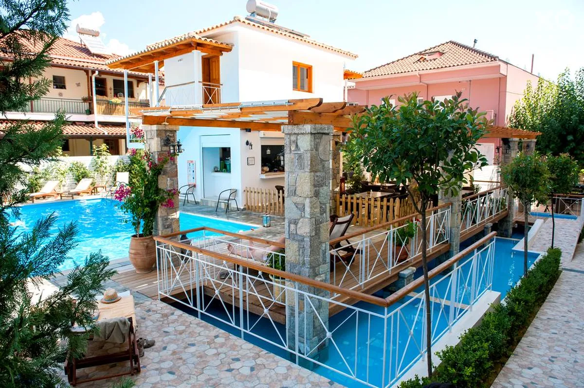 Neda Hotel