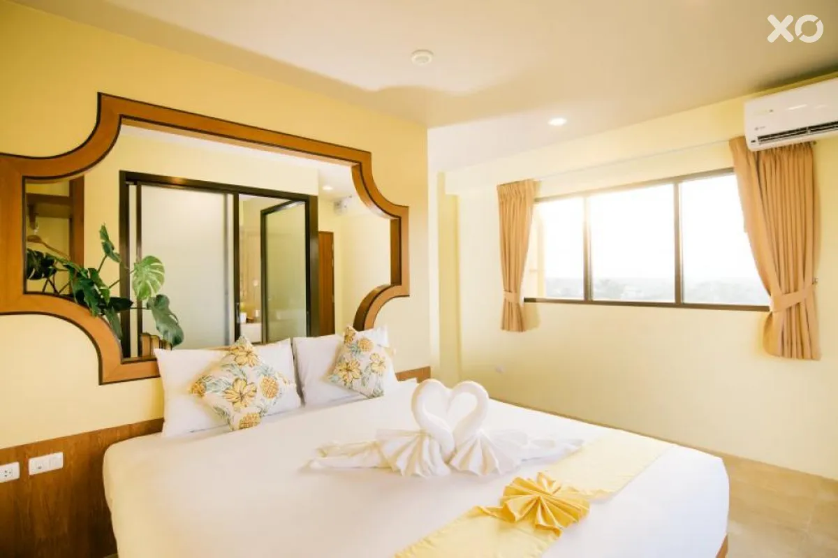 The Pineapple Hotel
