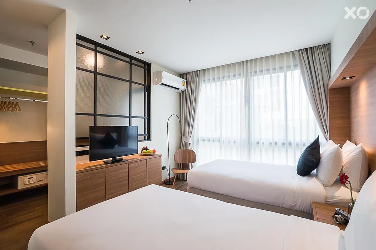 Sunshine Hip Hotel
