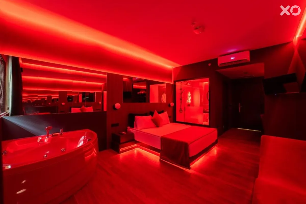 Amon Hotels