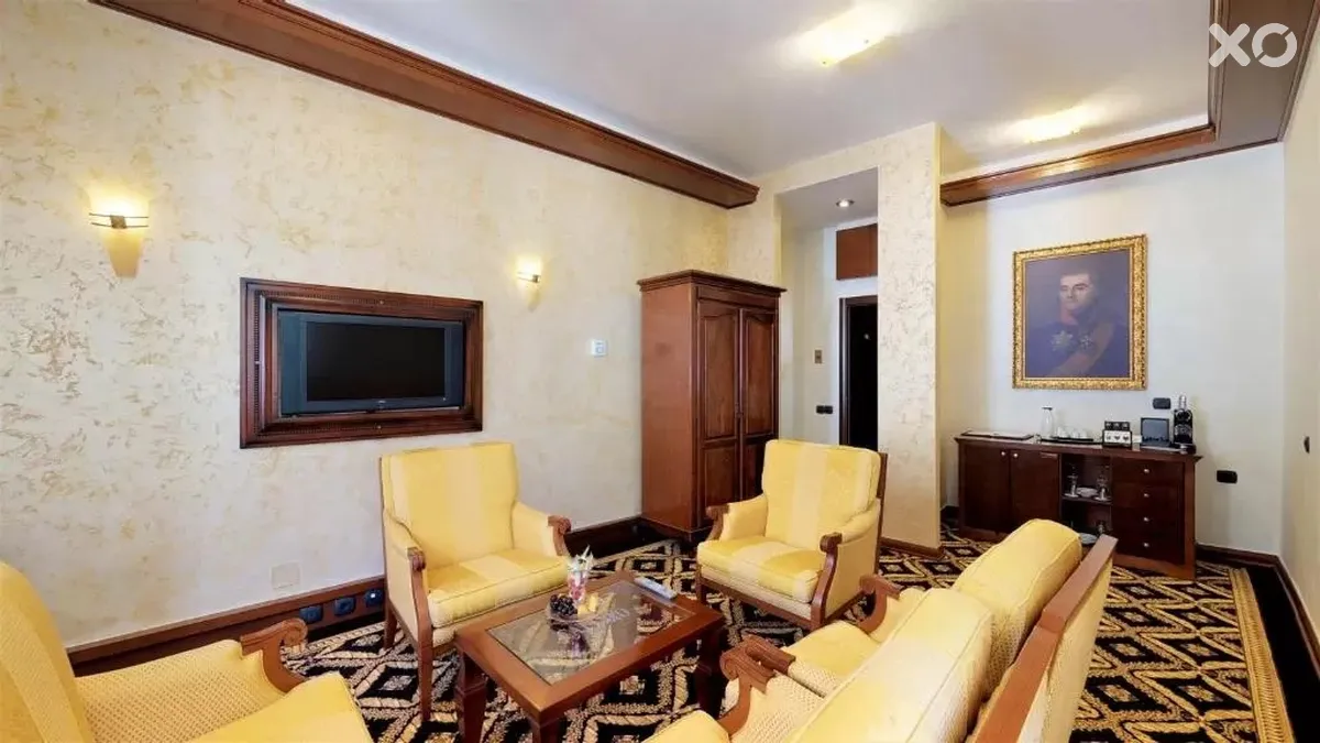 Cattaro Historic Boutique Hotel