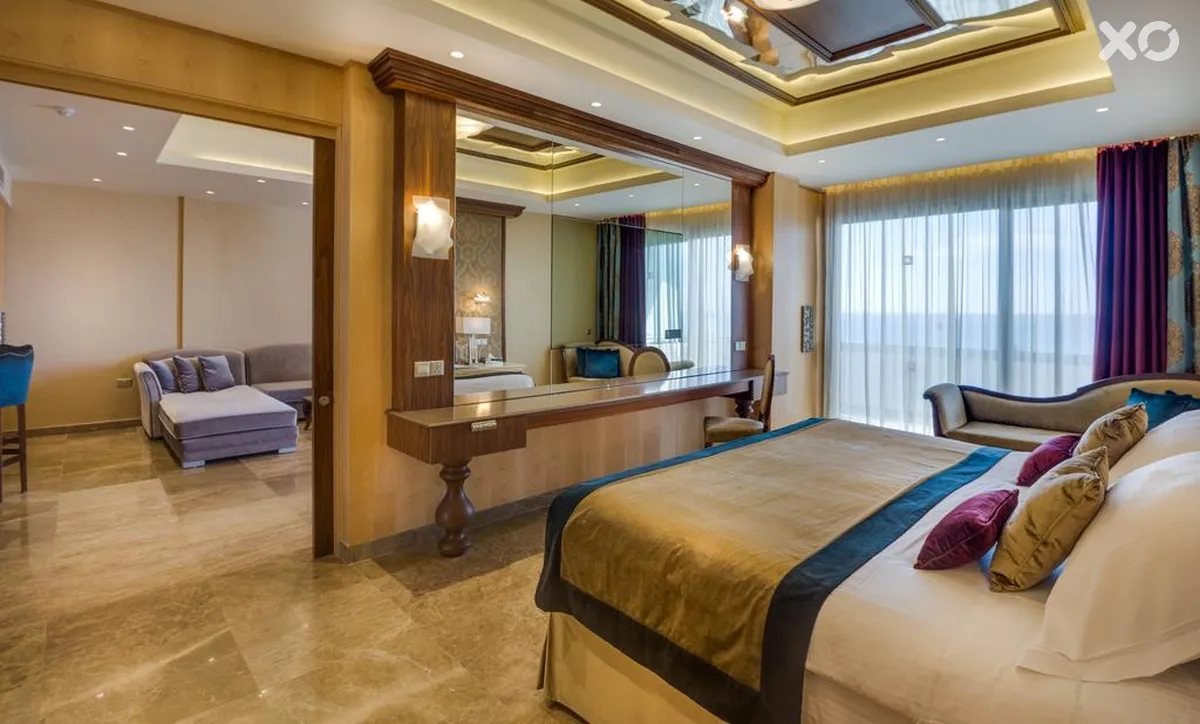 Adams Beach Hotel