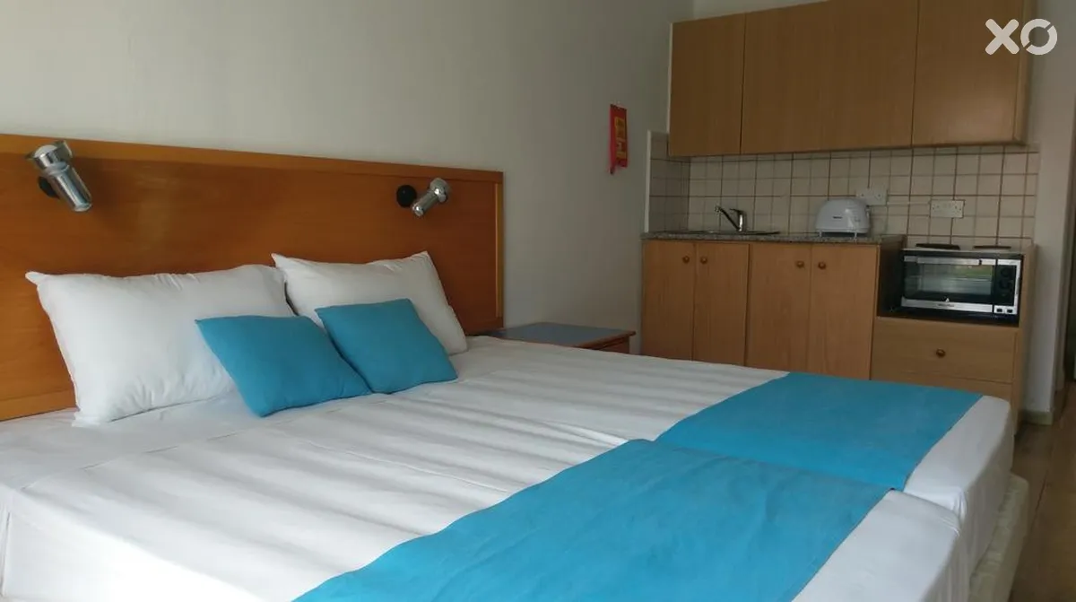 Daphne Hotel Apartments
