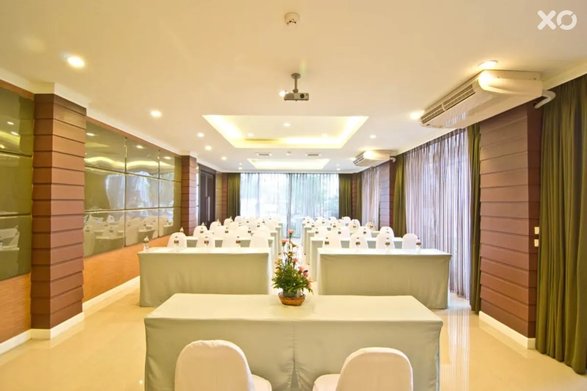 Golden Sea Pattaya Hotel