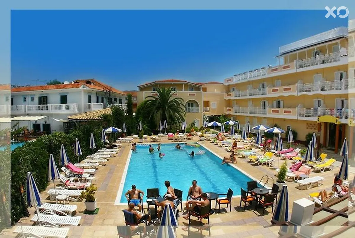 Ionis Art Hotel