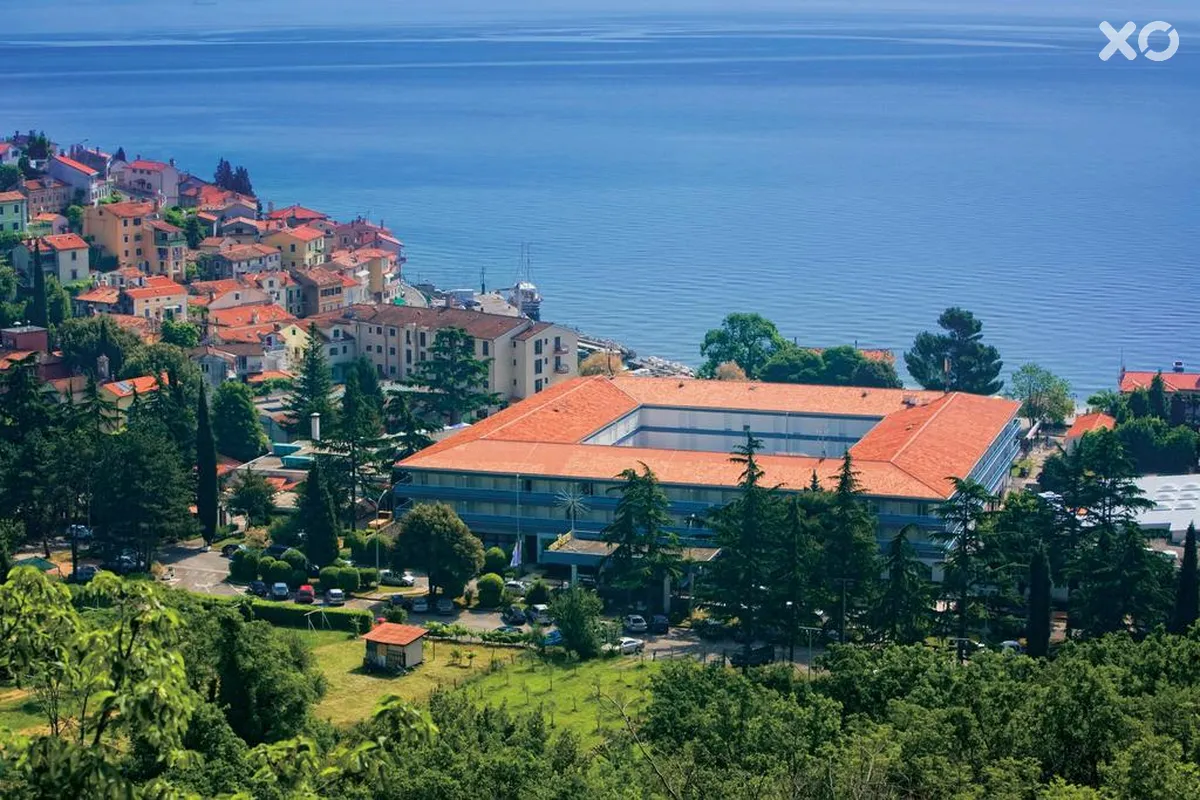 Marina Hotel