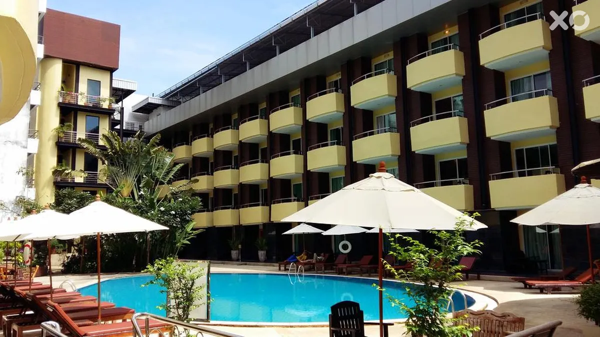 Baron Beach Hotel