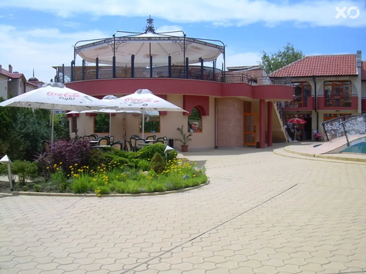 Sunrise Club