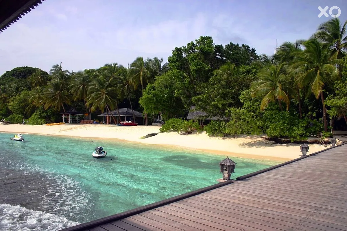 Royal Island Resort & Spa