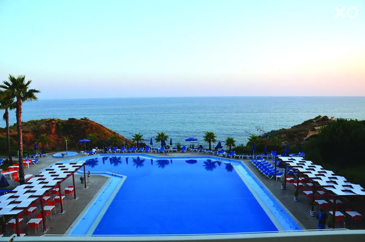 Auramar Beach Resort
