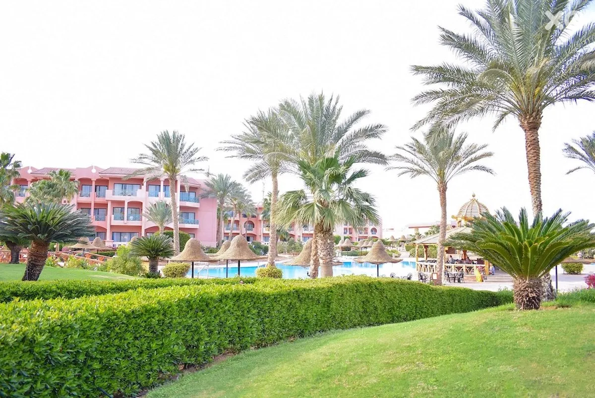 Parrotel Aqua Park Resort