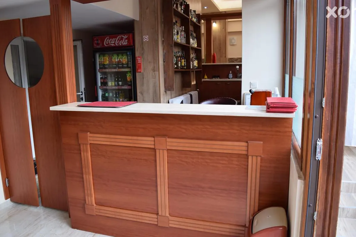 Chris Hotel
