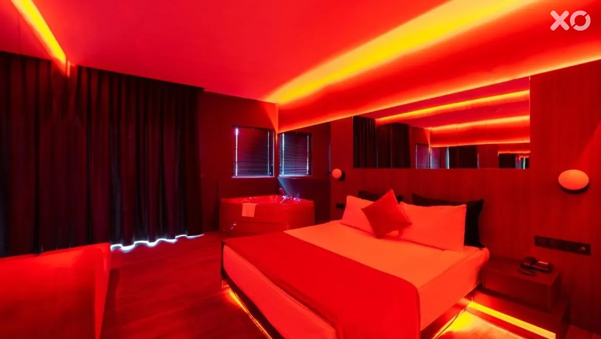 Amon Hotels