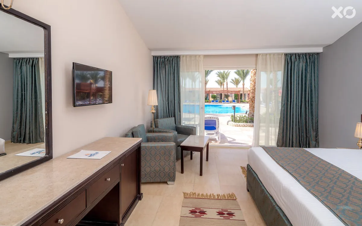 Hawaii Riviera Resort & Aqua Park