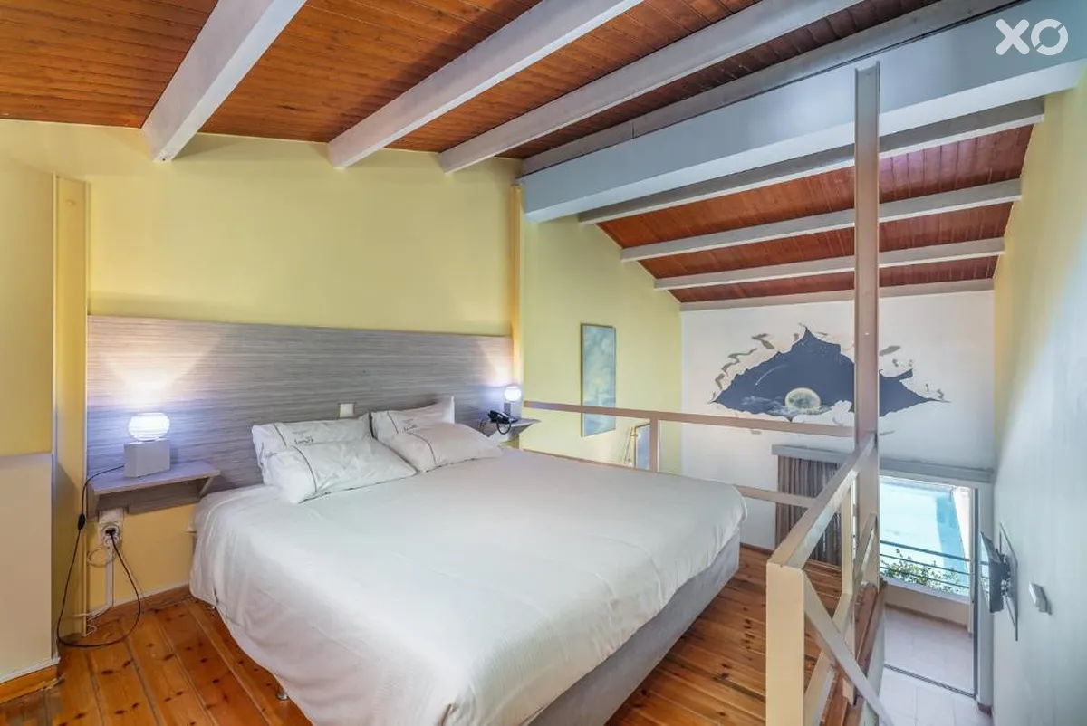 Ianos Hotel