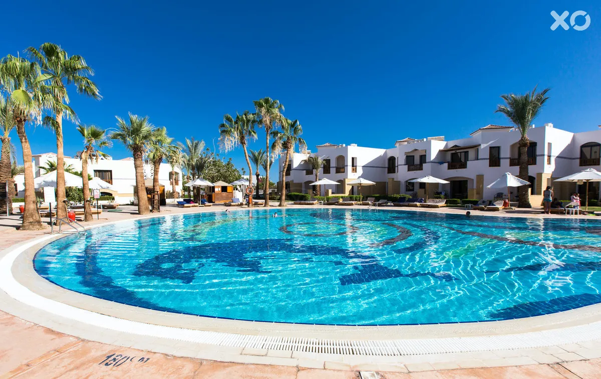 Amphoras Beach