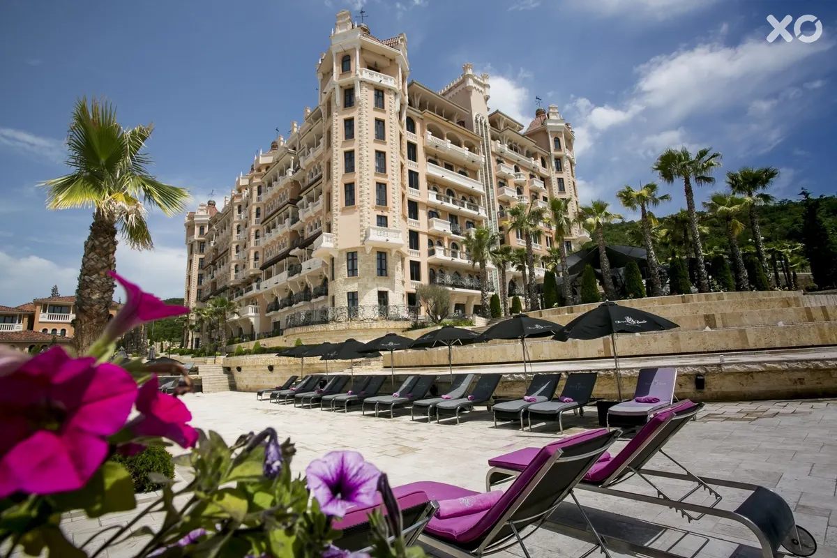 Royal Castle Design & Spa