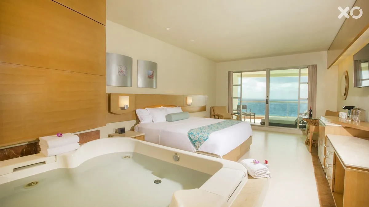 Beach Palace