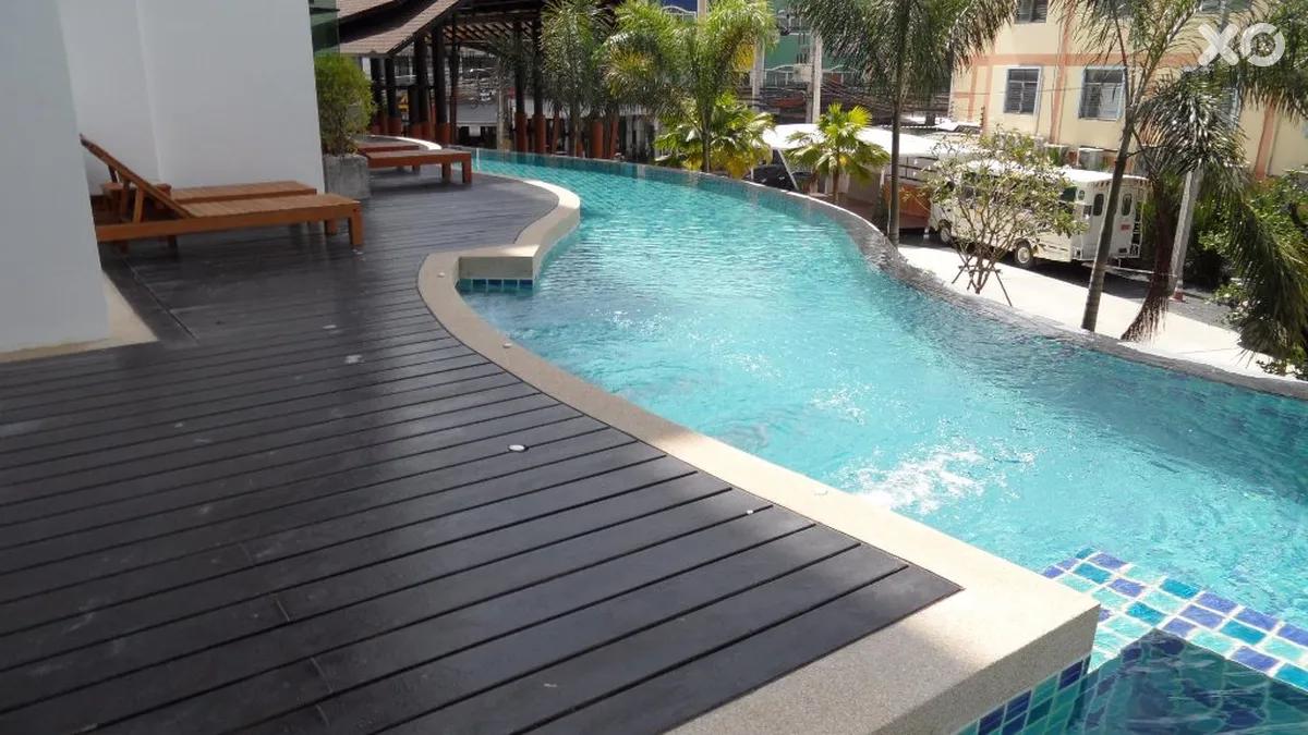 The Lunar Patong