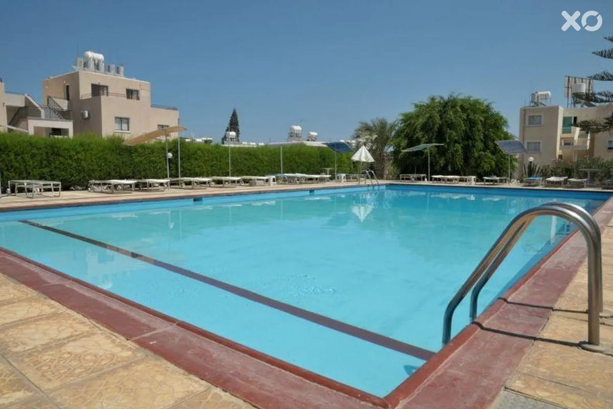Debbie Xenia Hotel Apartments