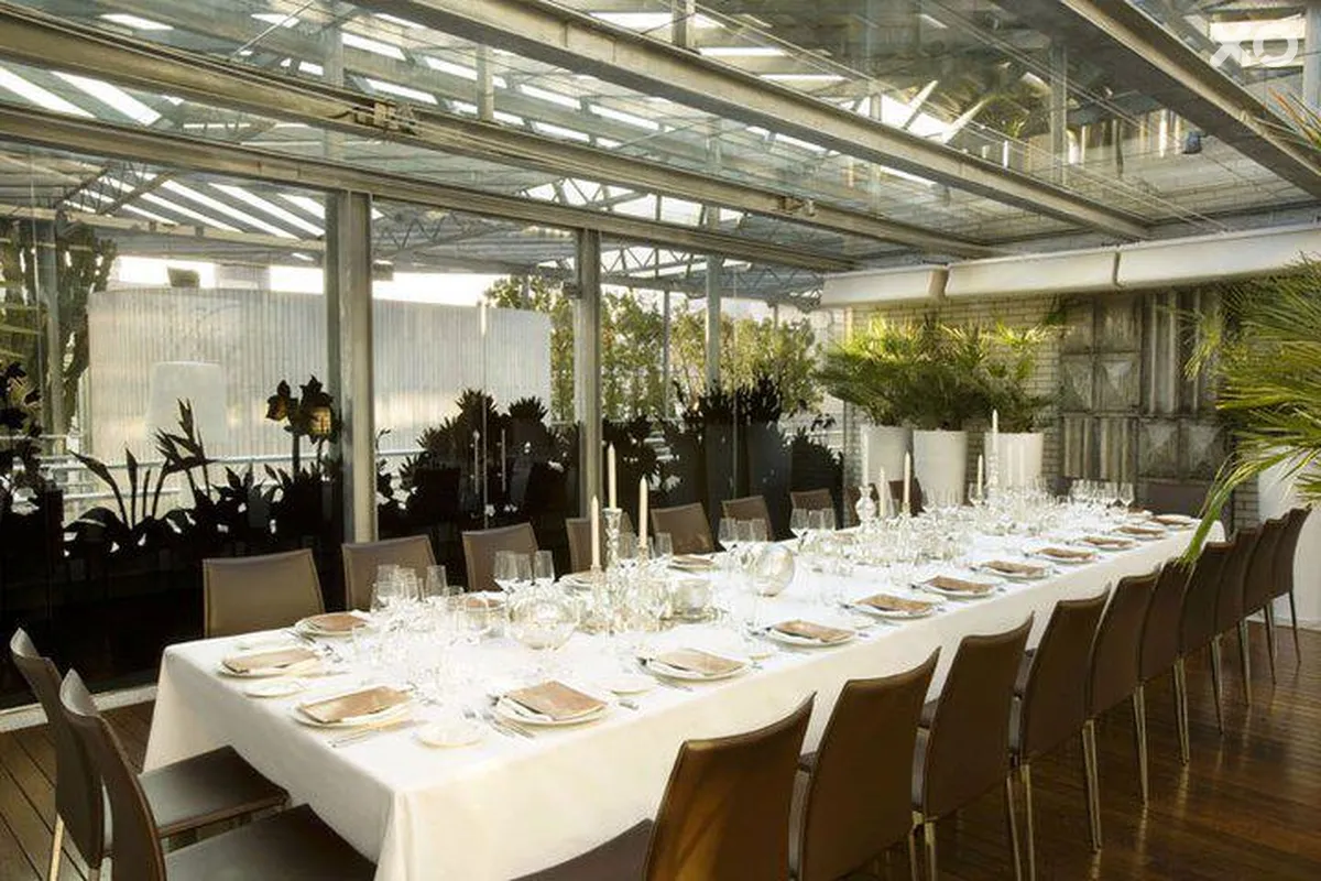 Claris Hotel
