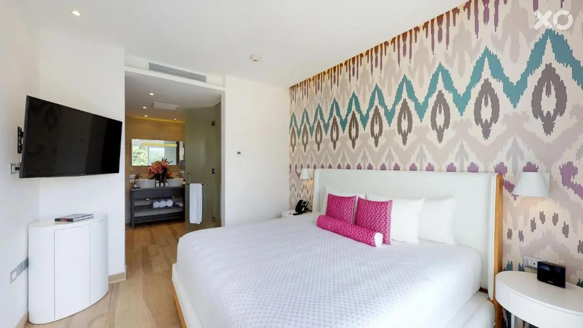 The Fives Beach Hotel & Residences
