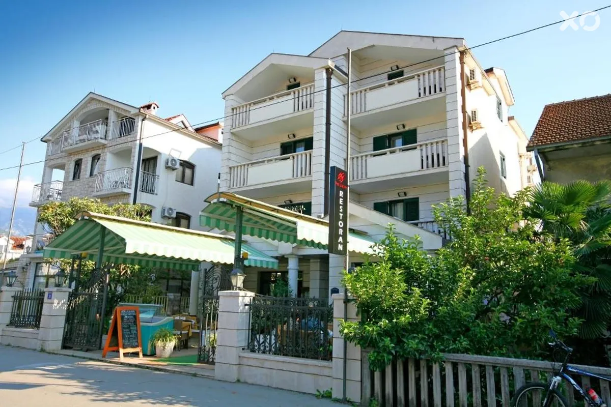 Royal Villa