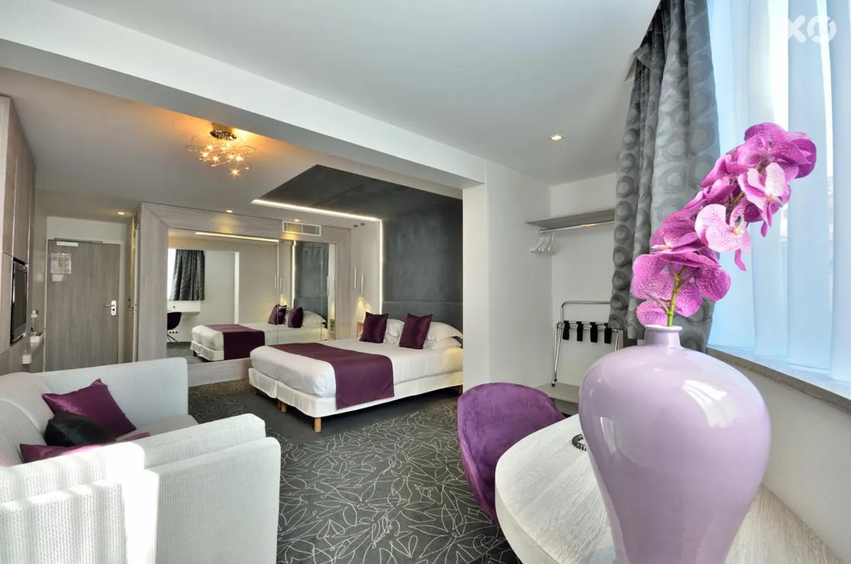 Cezanne Hotel
